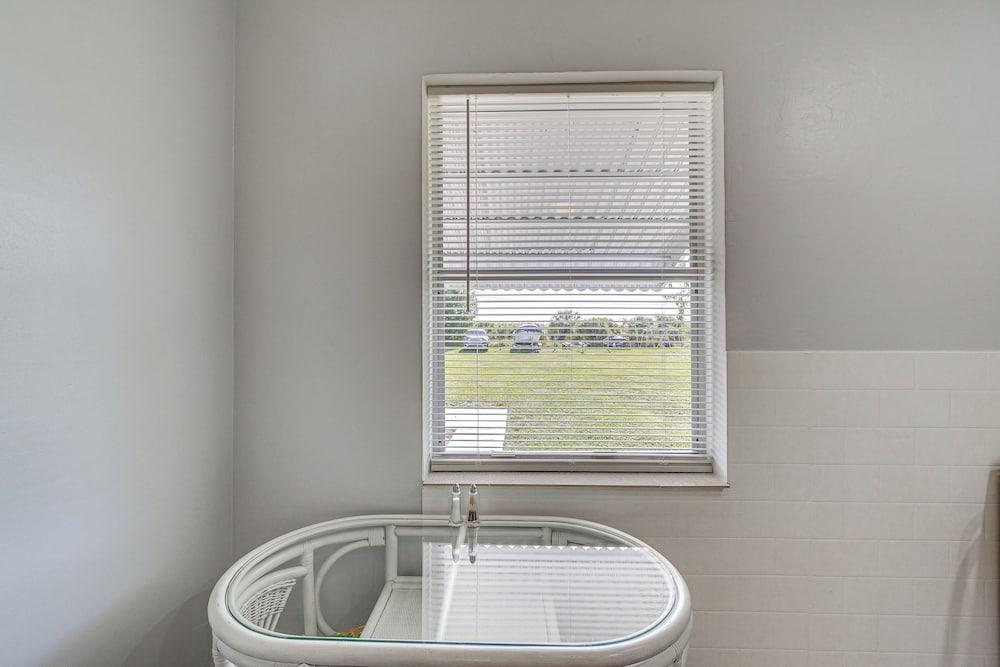 Punta Gorda Family Home ~ 8 Mi to Downtown!