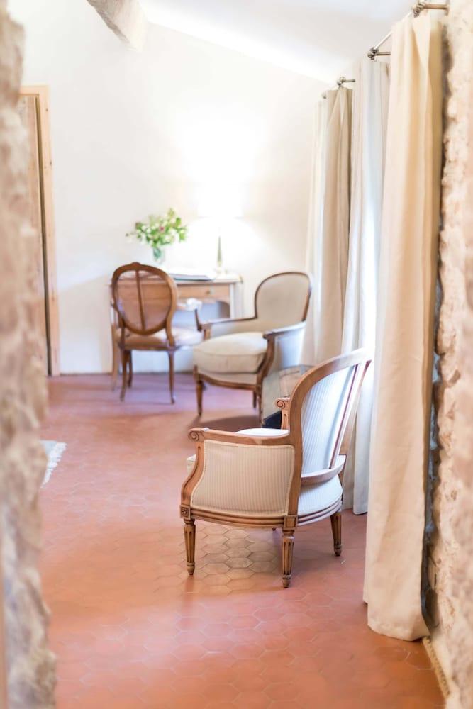 Domaine de la Cascade Parfumée