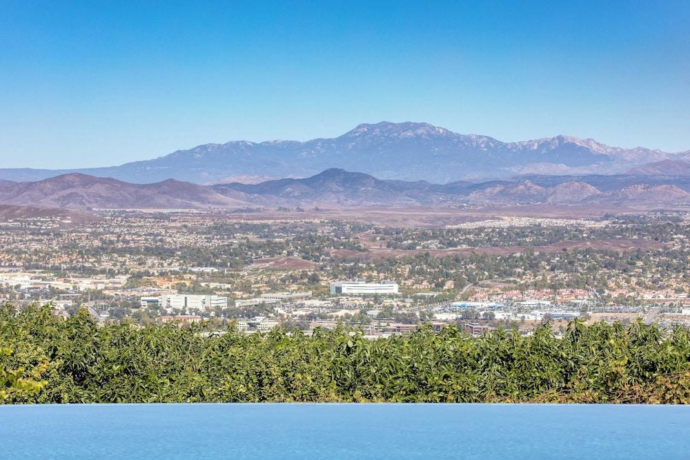 Summit Ranch by Avantstay Infinity Pool + Views