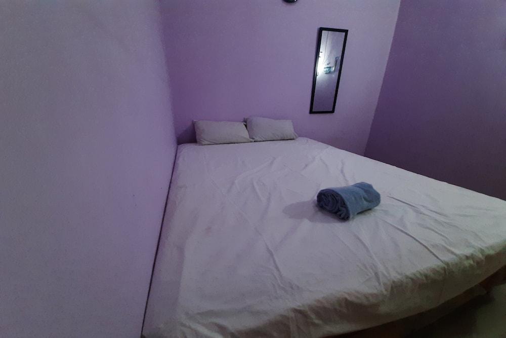 Hotel O Sengon Kostel Syariah