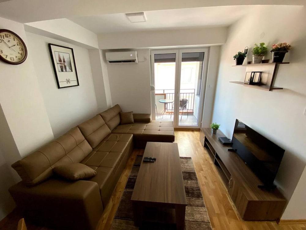 Brand new 2 Bedroom Apartment in the Center Skopje
