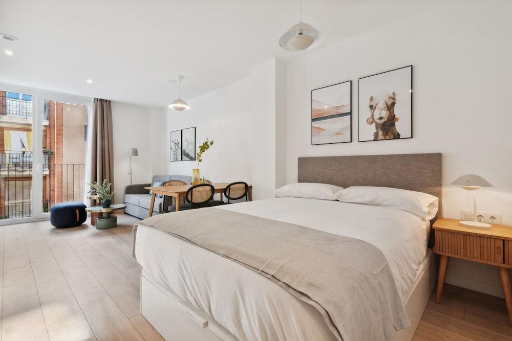 Limehome Valencia Carrer del Pare Palau