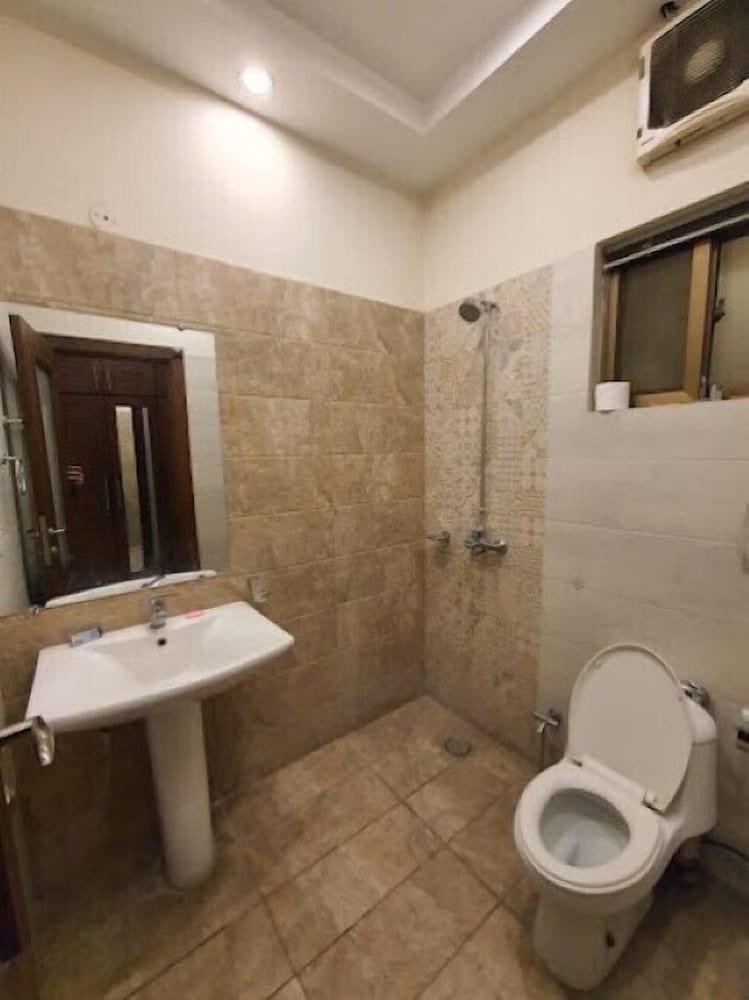 Al Murtaza Guest House