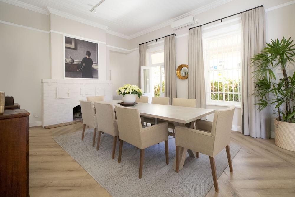 Middedorp Villa and Apartments