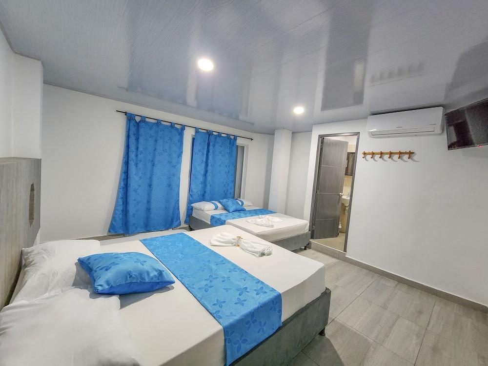 MIRADORES DEL PARAISO