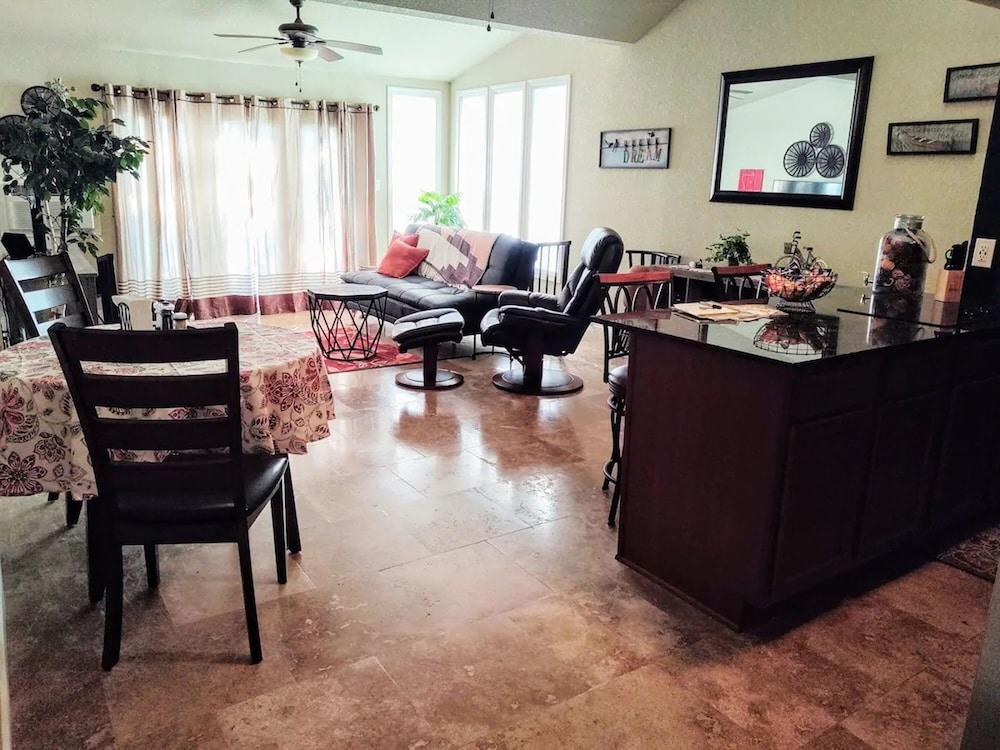 Spacious Lakeside Country Getaway