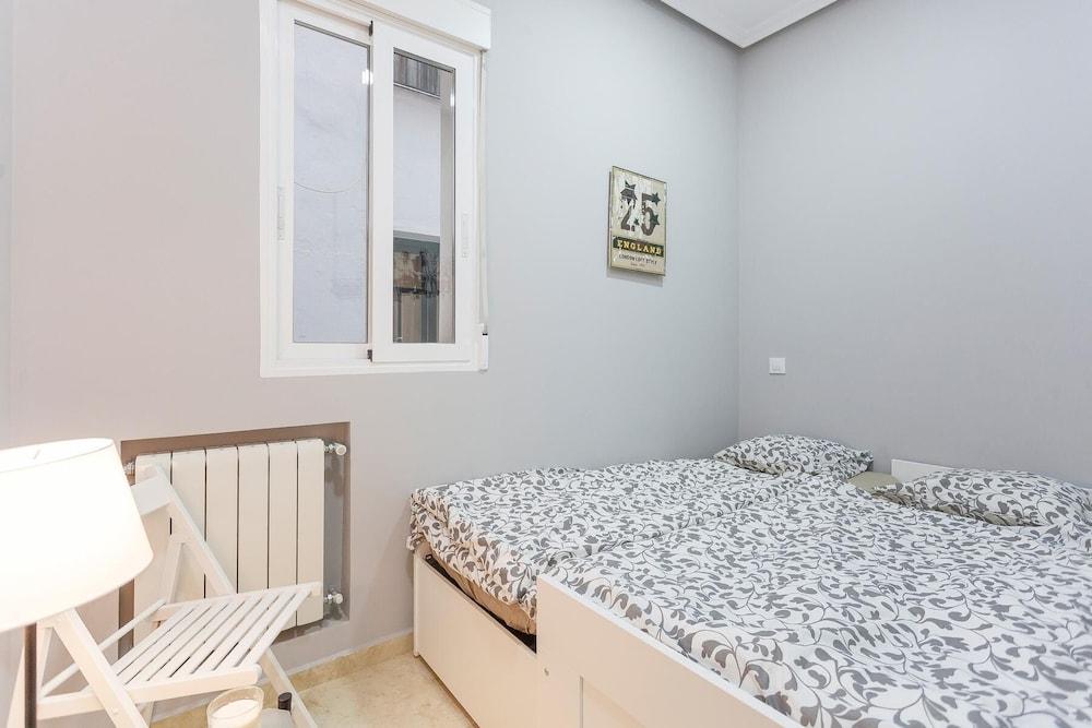 Charming Apt. Historic District - Sol