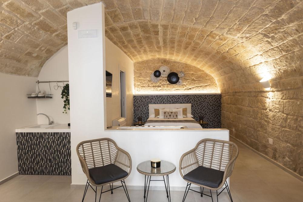 Torre Canina Suite & Rooms