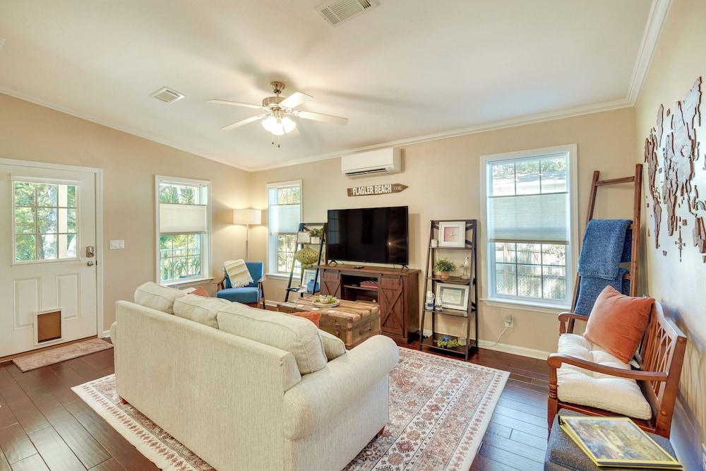 The Hammock Cottage w/ Fire Pit < 1 Mi to Beach!