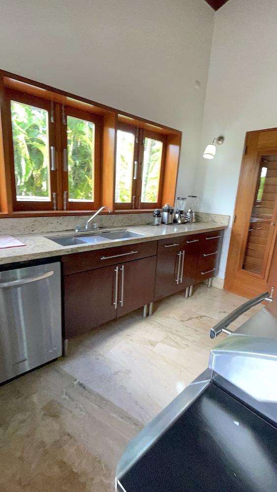 "srvittinivillas /spacius/ Confort Villa/ Fam/ Team/ Couples"