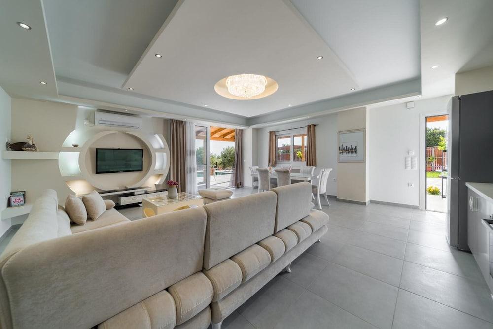 Villa Rudi in Ionian Islands