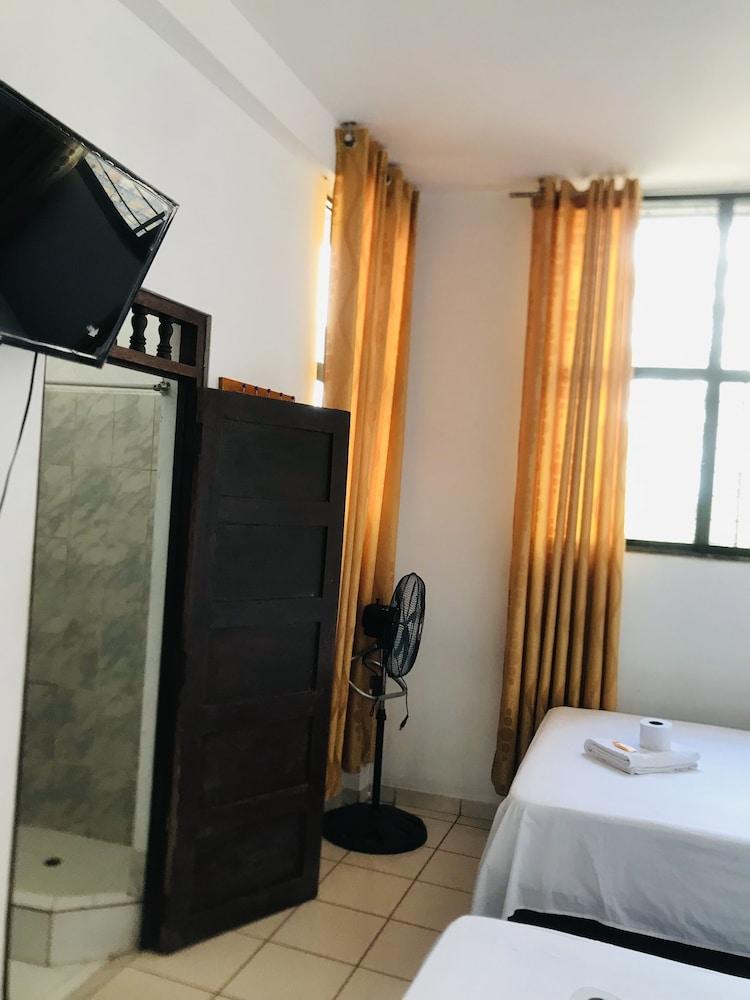 Hospedaje Manly Paradise