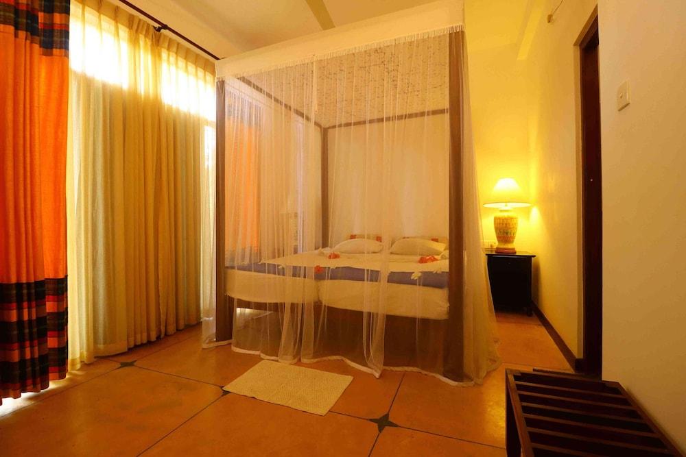 Hotel Susantha Garden