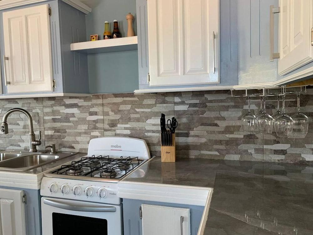 Story Villa, 1 Bedroom With Ocean & Mountain View