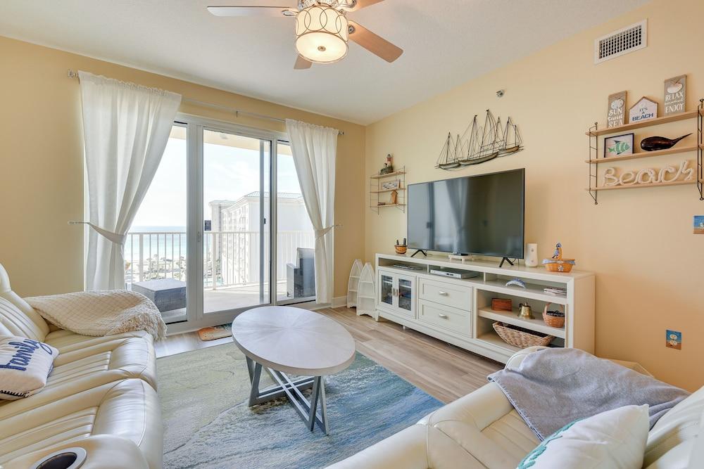 Miramar Beach Getaway w/ Balcony + Ocean View!