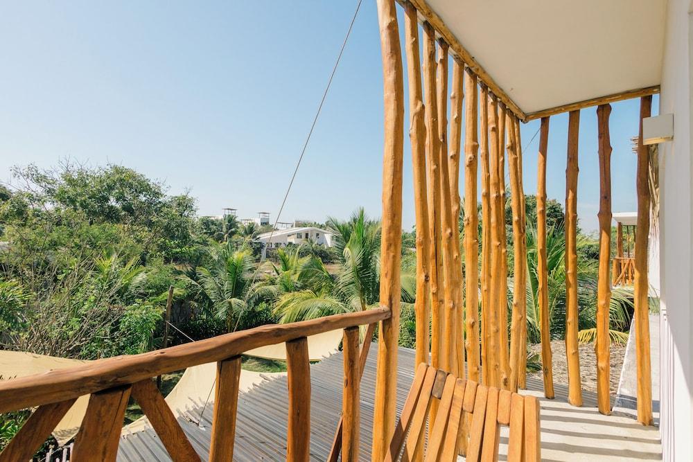 Luna Rossa  Beach Villas