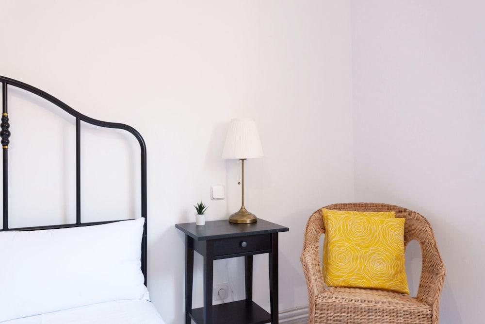 Design Apt. Historic District - Sol