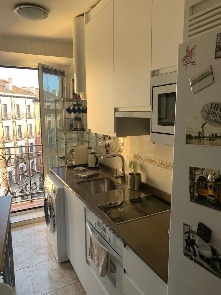 Chic & Sunny Apt. Historic District - Sol