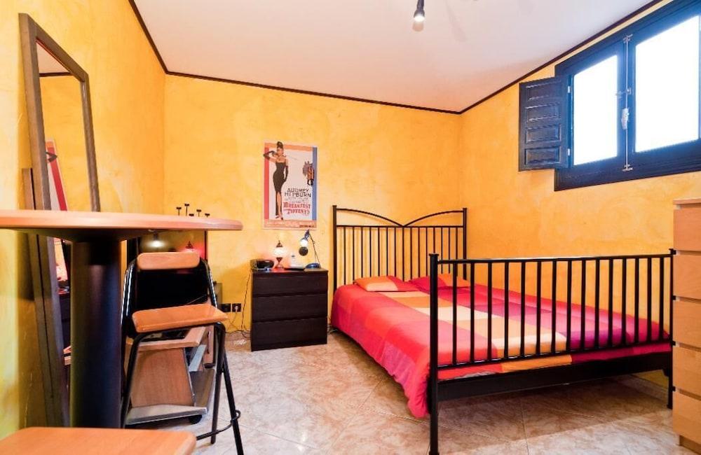 Chic & Sunny Apt. Historic District - Sol