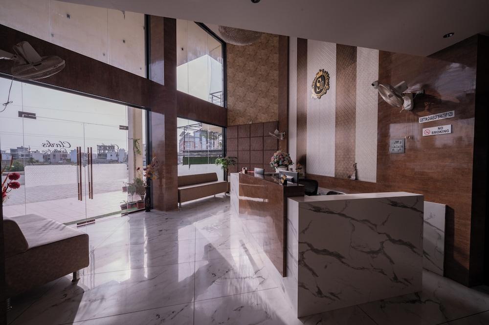 Clarks Collection Somnath