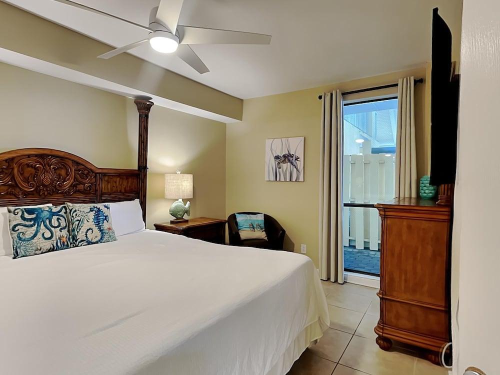 Summer House on Romar Beach #104a