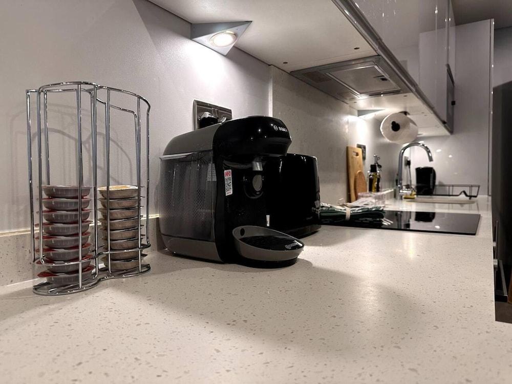 The Glamour of Shoreditch