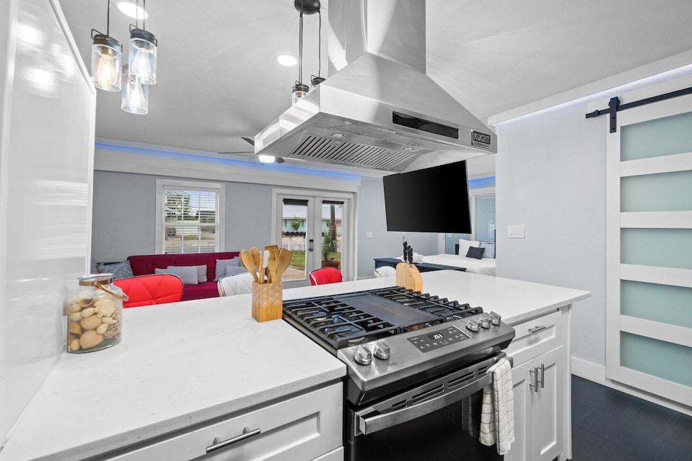 Splash Pad by Book That Condo