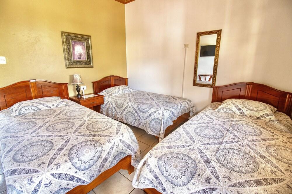 Hotel Los Higuerones