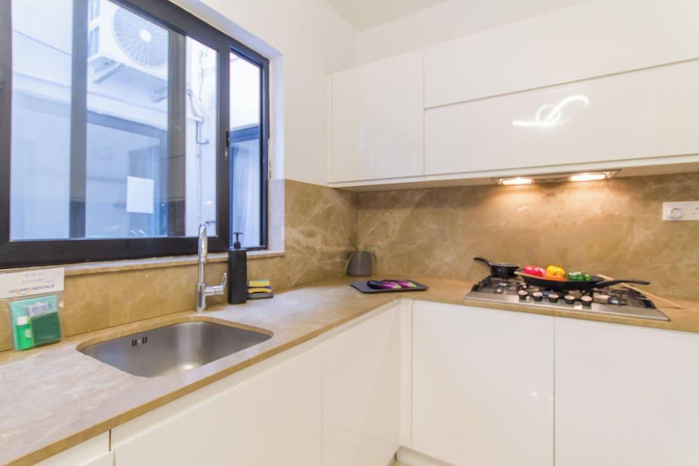 SwieqiStay Room1 Shared Bath - Paceville