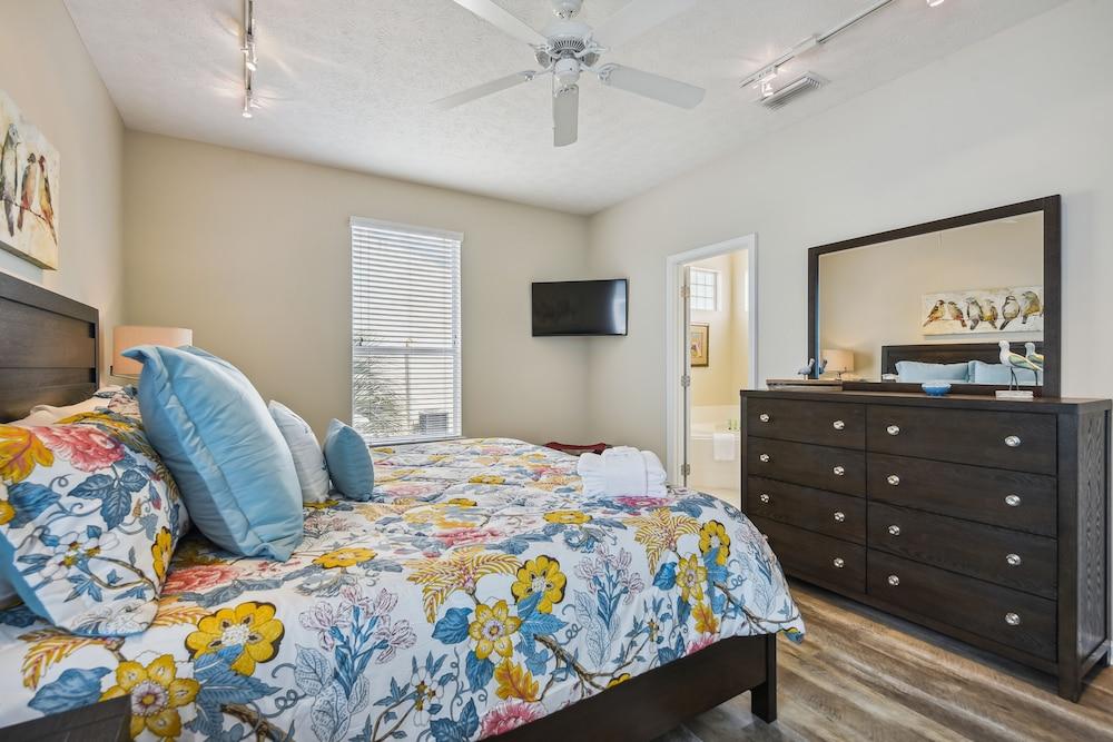 Mystic Marlin by Book That Condo