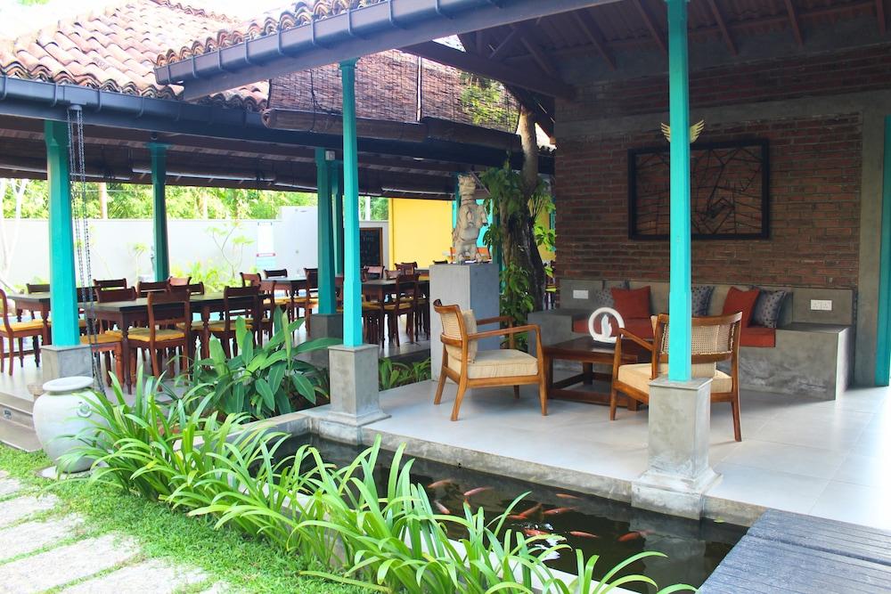 The Chariot Hikkaduwa