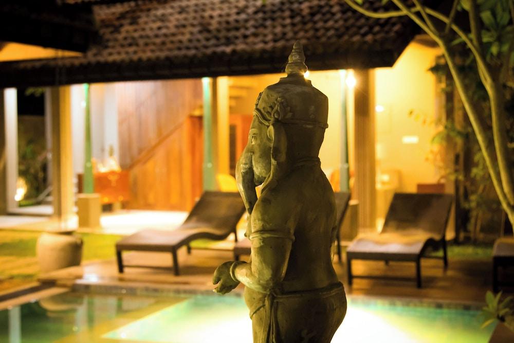 The Chariot Hikkaduwa