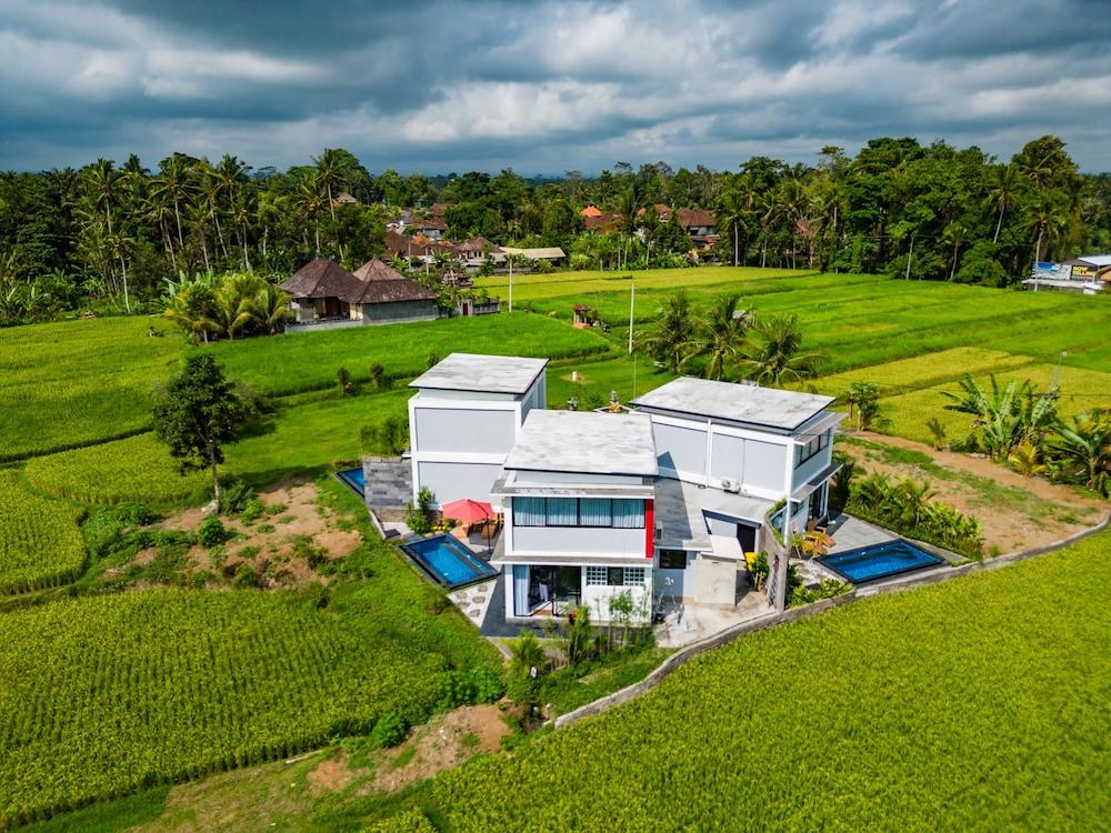 Maple Ridge Ubud Villas