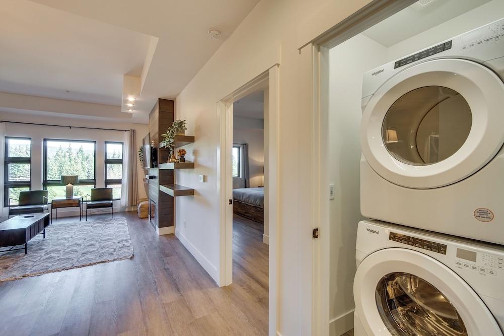 Suncadia Resort Condo: Balcony & Golf Course Views