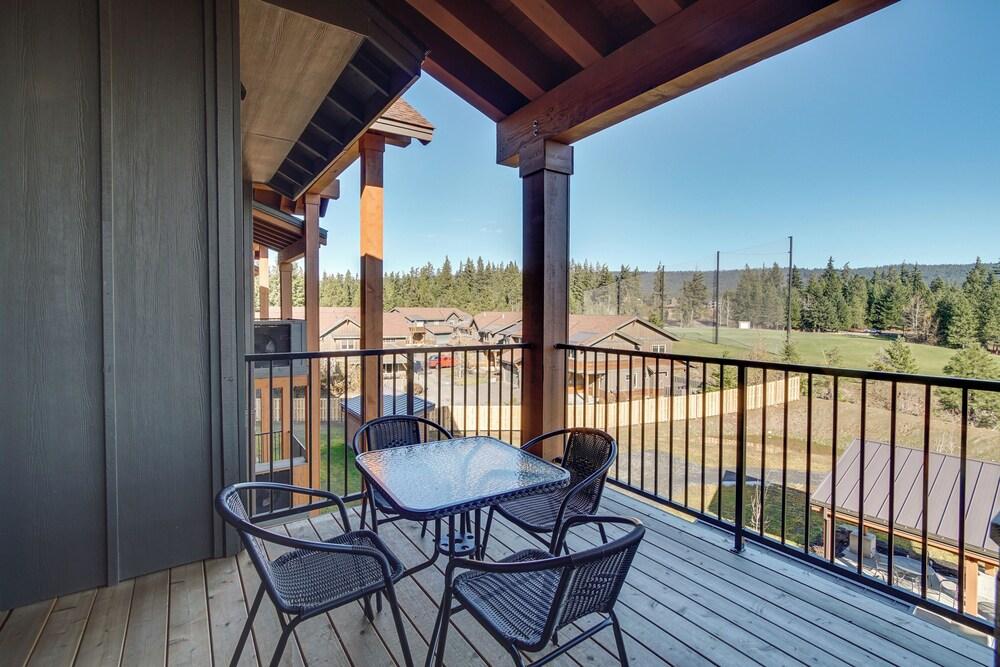 Suncadia Resort Condo: Balcony & Golf Course Views