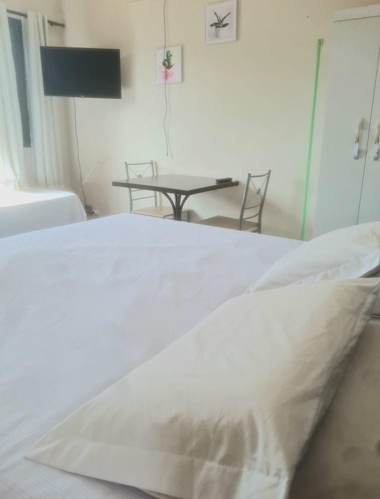 Acqua Flats Residence