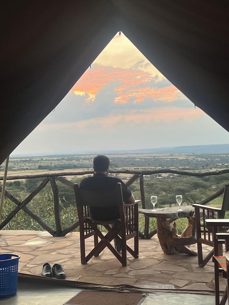 Sunset camp Masai Mara