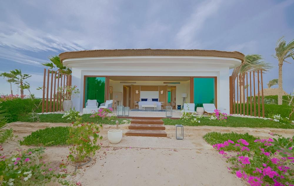 Tawila Island Resort