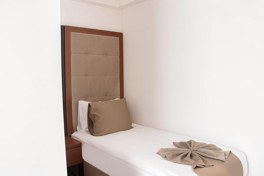 Shelter Inn Hotel & Spa