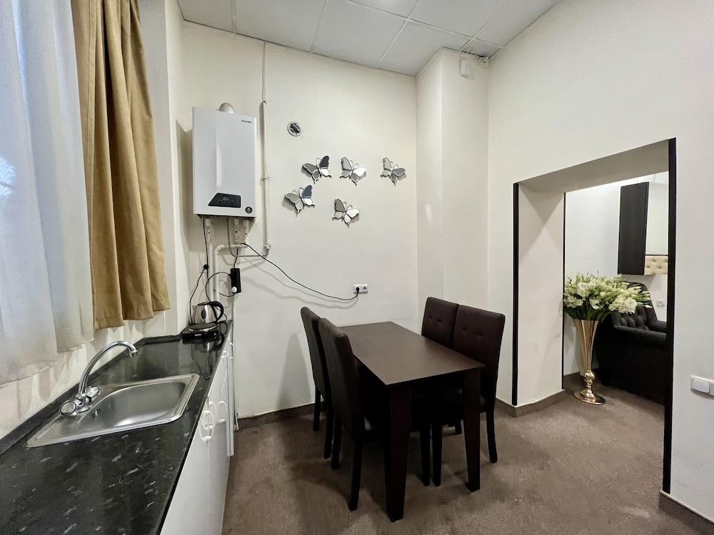 Tumanyan Apartment YVN