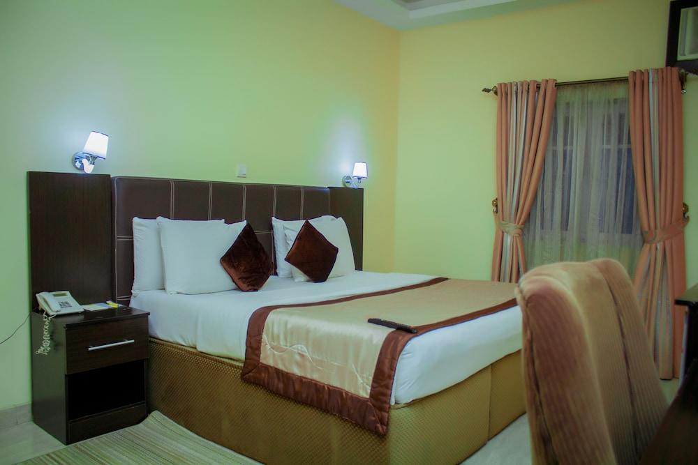 Forever Hotels and Suites