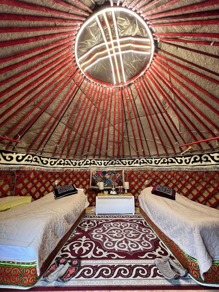 Karkyra glamping