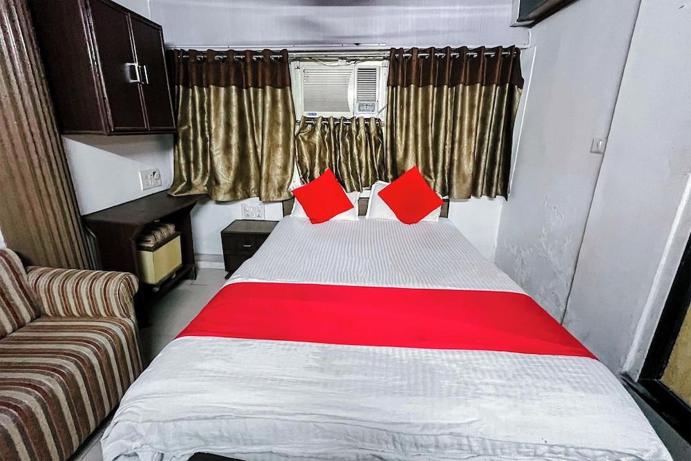 Hotel Maninagar Residency
