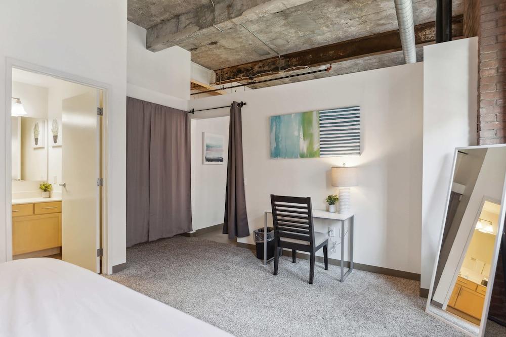 Historic Loft Retreat With Pool