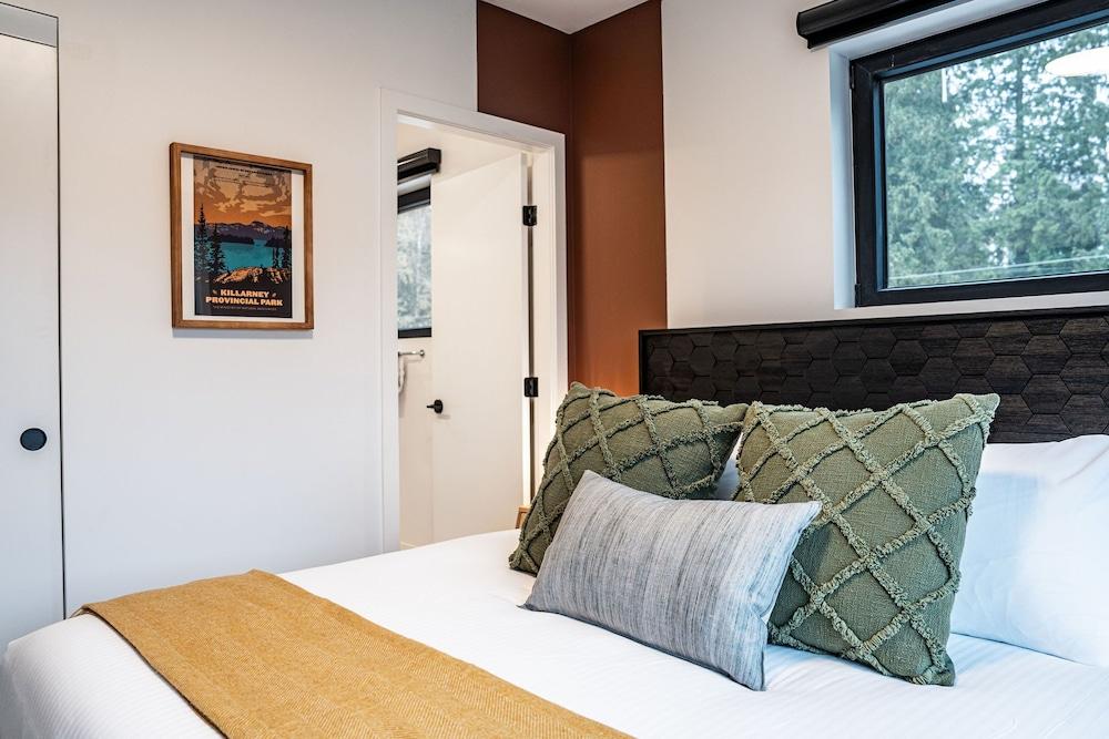 Hemlock Hangout By Revelstoke Vacations