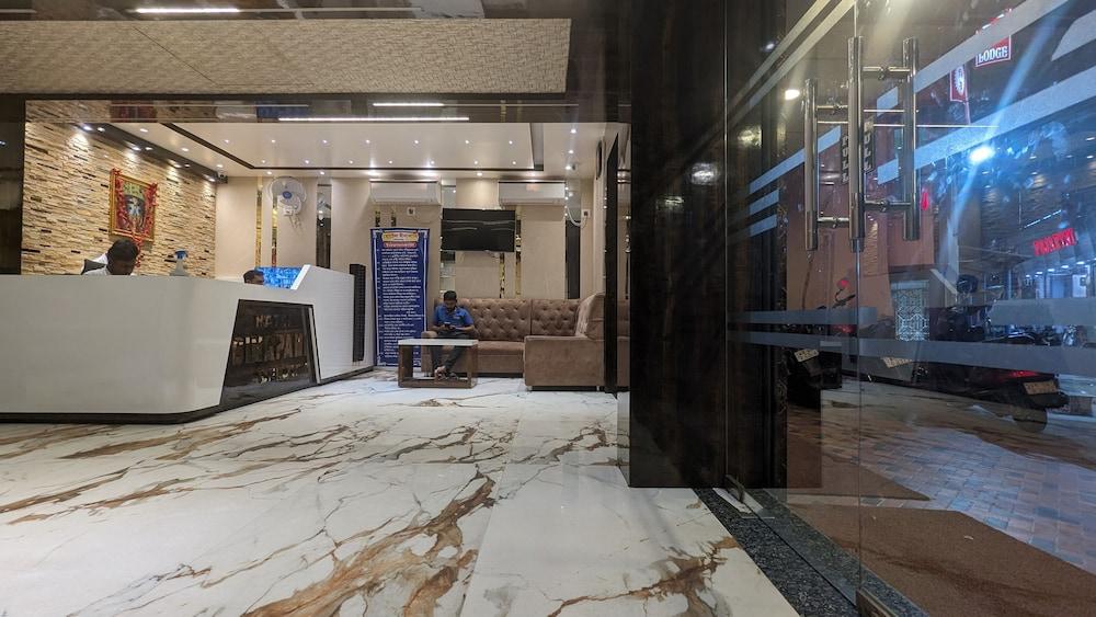 HOTEL BINAPANI DELUXE 1