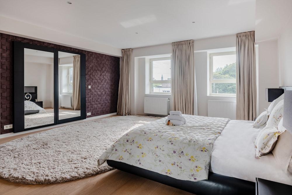 Brussels Penthouse Prestige