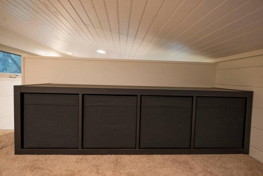 Montana Escape Tiny House in Waco 12 min to Magnolia and Baylor