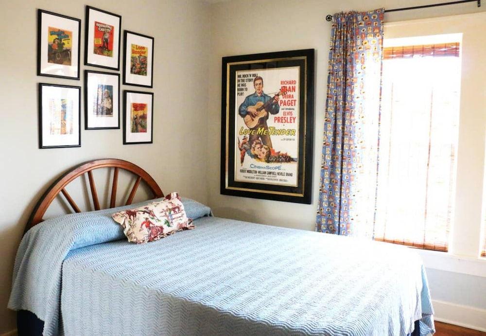 The Elvis House in Waco