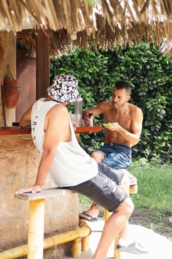 Paradise Project Montanita